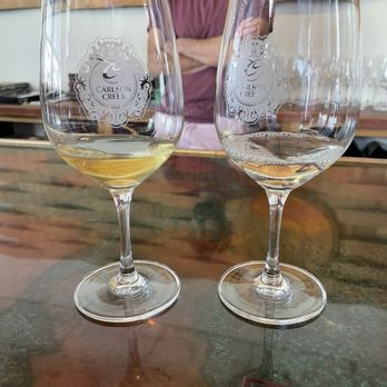Carlson Creek Vineyard - White wine flight - Wine Tasting Room Near Me - Scottsdale, Arizona Carlson Creek Vineyard - White wine flight - Wine Tasting Room Near Me - Scottsdale, Arizona