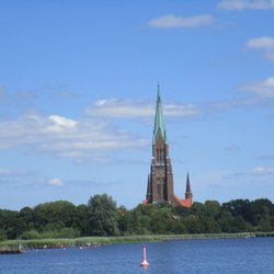 Schleischifffahrt Anton Bischoff - Dom Schleswig