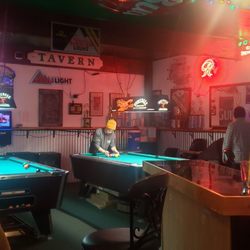 Mulligan's Pub - Pool