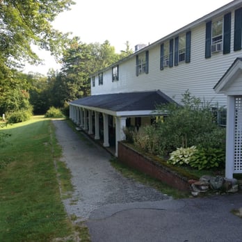 Woodbound Inn - Hotels Near Me - Rindge, New Hampshire