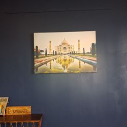 Taj Indian Cuisine - Interior