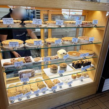 Julian Pie Company - Bakeries Near Me - Santa Ysabel, California Julian Pie Company - Bakeries Near Me - Santa Ysabel, California