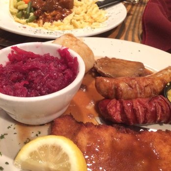 Checkers Old Munchen - Bavarian plate and beef goulash - American Near Me - Pompano Beach, Florida