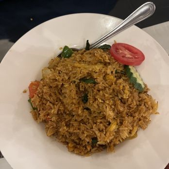 Siam Elephant - beef Chili Fried Rice - Thai Near Me - Carpinteria, California Siam Elephant - beef Chili Fried Rice - Thai Near Me - Carpinteria, California