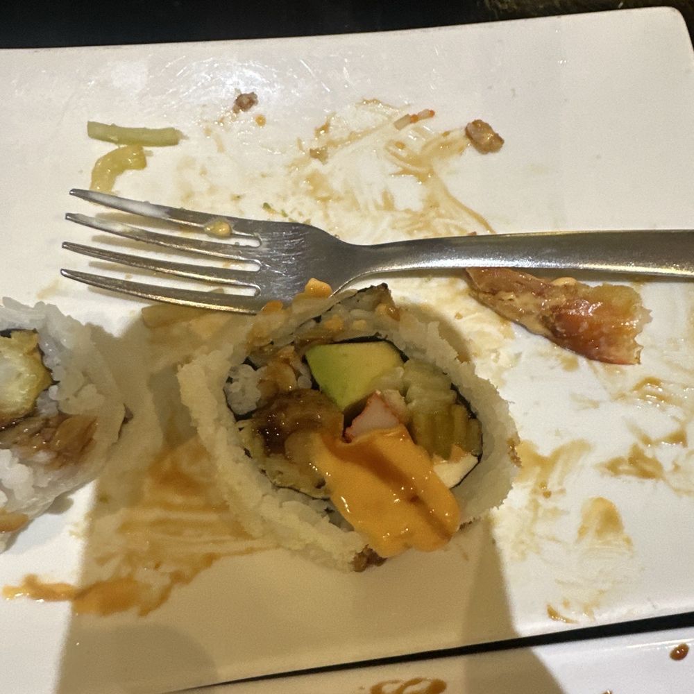 Sushi Naper - Godzilla Special Maki - Sushi Bars Near Me - Naperville, Illinois Sushi Naper - Godzilla Special Maki - Sushi Bars Near Me - Naperville, Illinois