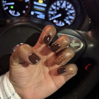 Studi-O Nails & Spa - Nail Salons Near Me - Glenview, Illinois