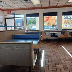 Baker's Drive-Thru
