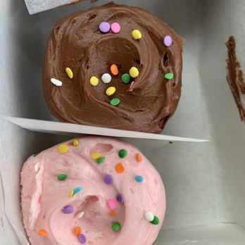 SusieCakes - Desserts Near Me - Manhattan Beach, California SusieCakes - Desserts Near Me - Manhattan Beach, California