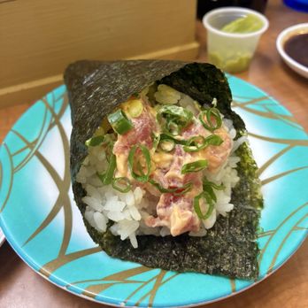KuruKuru Sushi - Spicy tuna temaki - Sushi Bars Near Me - Honolulu, Hawaii KuruKuru Sushi - Spicy tuna temaki - Sushi Bars Near Me - Honolulu, Hawaii