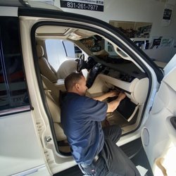 Stereo upgrade on Cadillac Escalade