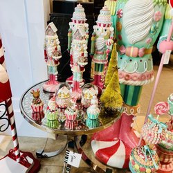 SCHOENER - Holidays shopping
