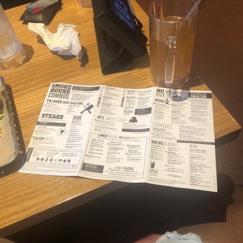 Chili's - Bars Near Me - Acworth, Georgia