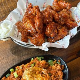 ギター bbqchicken BB.Q CHICKEN CARROLLTON - Updated February 2026 - 911 Photos & 588