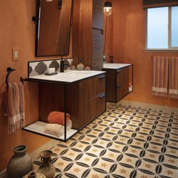 Kathy Bate Designs
