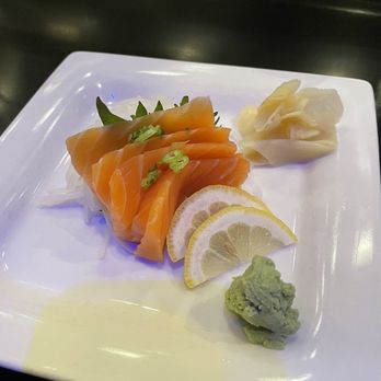 Noodle Bar Asian Bistro - Sake sashimi (salmon) - Asian Fusion Near Me - Coarsegold, California Noodle Bar Asian Bistro - Sake sashimi (salmon) - Asian Fusion Near Me - Coarsegold, California