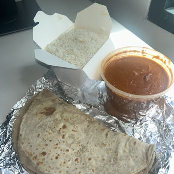 MoMo House - Butter Chicken (with Rice) - Himalayan/Nepalese Near Me - Berkeley, California