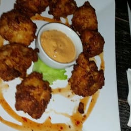 Mac N Cheese Hushpuppies