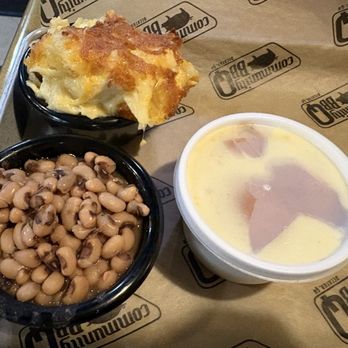 Community Q BBQ - Mac and cheese, blacked eye peas, and banana pudding - Barbeque Near Me - Decatur, Georgia
