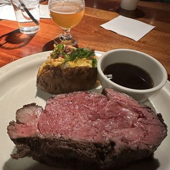 Charleston's - Prime rib - American Near Me - Mesa, Arizona Charleston's - Prime rib - American Near Me - Mesa, Arizona