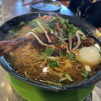 Lunch Lady - Mi Vịt Tiem - Vietnamese Near Me - Vancouver, British Columbia Lunch Lady - Mi Vịt Tiem - Vietnamese Near Me - Vancouver, British Columbia