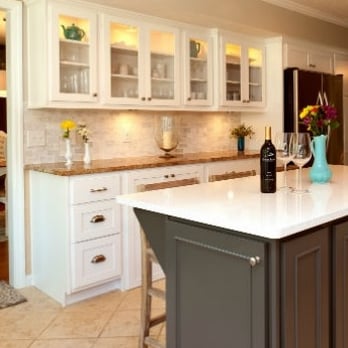 DreamMaker Bath & Kitchen - a large kitchen with a center island - General Contractors Near Me - Colorado Springs, Colorado DreamMaker Bath & Kitchen - a large kitchen with a center island - General Contractors Near Me - Colorado Springs, Colorado