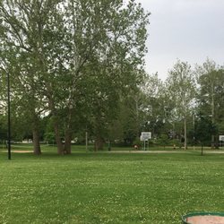 Crawford Park - Volleyball court, basketball court and swings
