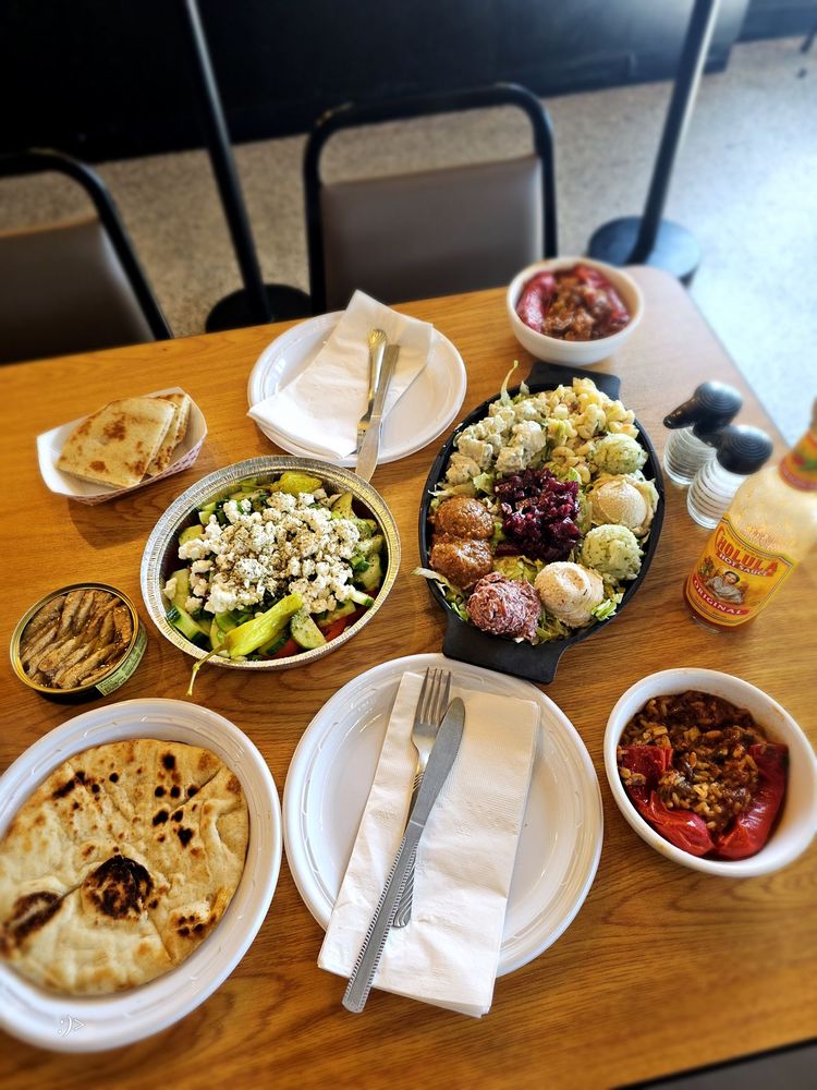 Opa Opa Taverna & Bakery