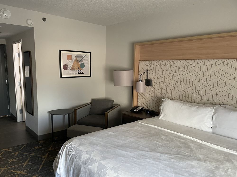 Holiday Inn & Suites Chicago-Downtown