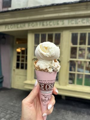 Florean Fortescue's Ice-Cream Parlour by null