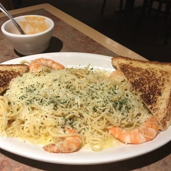 Hitching Post Restaurant & Saloon - Breakfast & Brunch Near Me - Green River, Wyoming