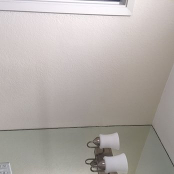 Palafox Drywall & Painting - Guest bath after repairs - Drywall Installation & Repair Near Me Palafox Drywall & Painting - Guest bath after repairs - Drywall Installation & Repair Near Me