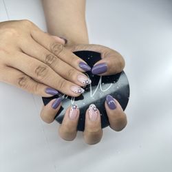 Super Nails