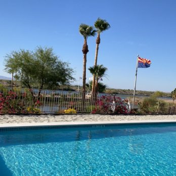 Iguana Bay Resorts - Pool Area - RV Parks Near Me - Bullhead City, Arizona Iguana Bay Resorts - Pool Area - RV Parks Near Me - Bullhead City, Arizona