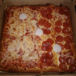 New Pizza Villa - Yum!
