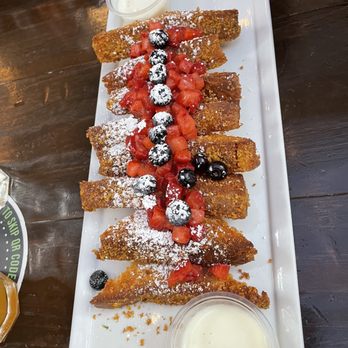Blu Jam Cafe - French toast - Breakfast & Brunch Near Me - Los Angeles, California