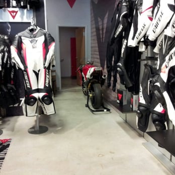 Dainese D-Store Chicago - Outdoor Gear Near Me - Chicago, Illinois