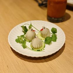 Kalaya - Kanom jeeb nok (bird-shaped dumplings)