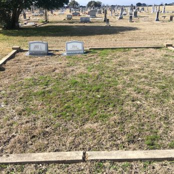 Westside Cemetery - Funeral Services & Cemeteries Near Me - Yorktown, Texas Westside Cemetery - Funeral Services & Cemeteries Near Me - Yorktown, Texas