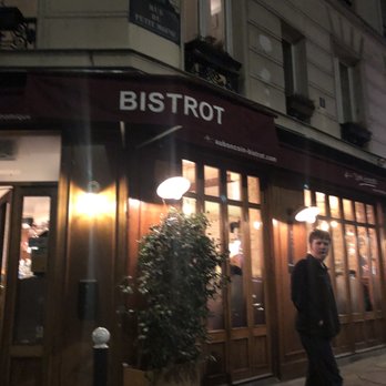 Au Bon Coin - Quiet corner - Bistros Near Me - Paris, 75