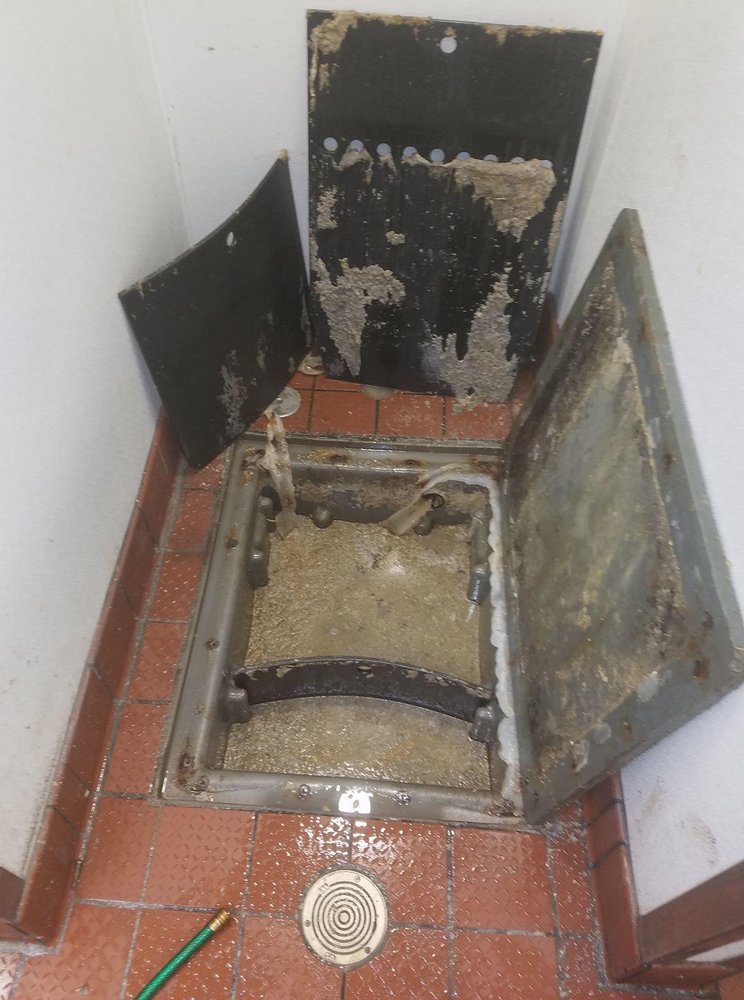 Slide of Elite Plumbing and Drain Cleaning