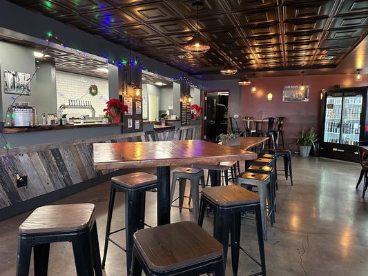 Gilman Brewing Santa Cruz Taproom Brewpub Gastropub Restaurant by null