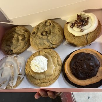 Crumbl - Walnut Creek - Six pack!  Chocolate Chip, Pumpkin Brownie, Honey Bun, Carrot Cake, and Buttermilk Pancake - Bakeries Near Me - Walnut Creek, California