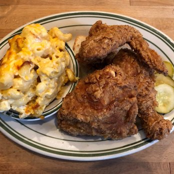 Peaches HotHouse - Nashville fried chicken with a side of créant Mac n cheese and sweet pickles - Southern Near Me - Brooklyn, New York Peaches HotHouse - Nashville fried chicken with a side of créant Mac n cheese and sweet pickles - Southern Near Me - Brooklyn, New York