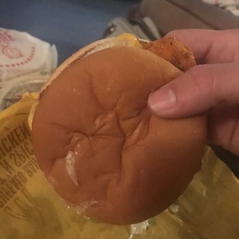 McDonald's - Uhm two different buns and both top buns like WHAT?! You have one job!!! - Fast Food Near Me - Reno, Nevada