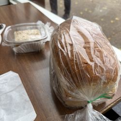 Turtle Bread Company - Fresh bread loaf & freshly sliced