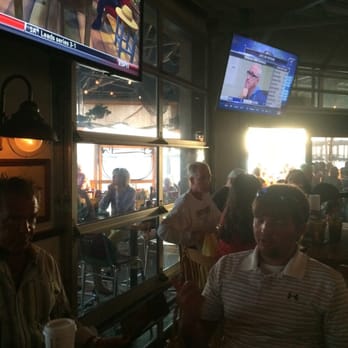 Harry T's - Seafood Near Me - Destin, Florida Harry T's - Seafood Near Me - Destin, Florida