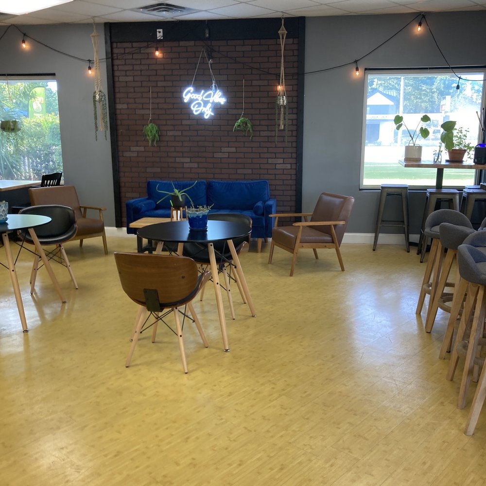 Grind Nutrition - Seating - Juice Bars & Smoothies Near Me - Wilmington, North Carolina Grind Nutrition - Seating - Juice Bars & Smoothies Near Me - Wilmington, North Carolina