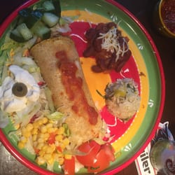 Marimba Mexicaans Restaurant - Get your chicken enchiladas
