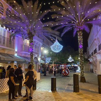 Espanola Way - Shopping Centers Near Me - Miami Beach, Florida Espanola Way - Shopping Centers Near Me - Miami Beach, Florida