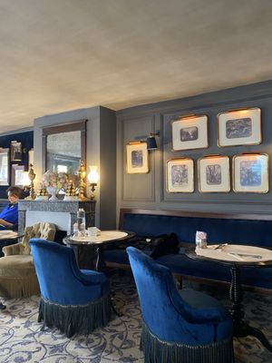 Ladurée Bonaparte by null